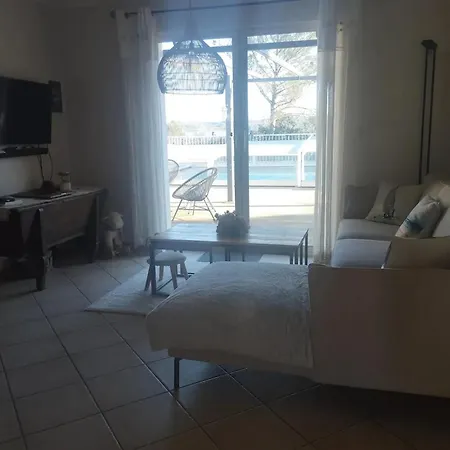 Charmante Avec Piscine A Collias, 115 M² Collias